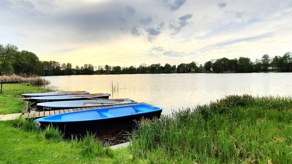 Boote Haus Katharinensee, by Annekatrin Schwaeger