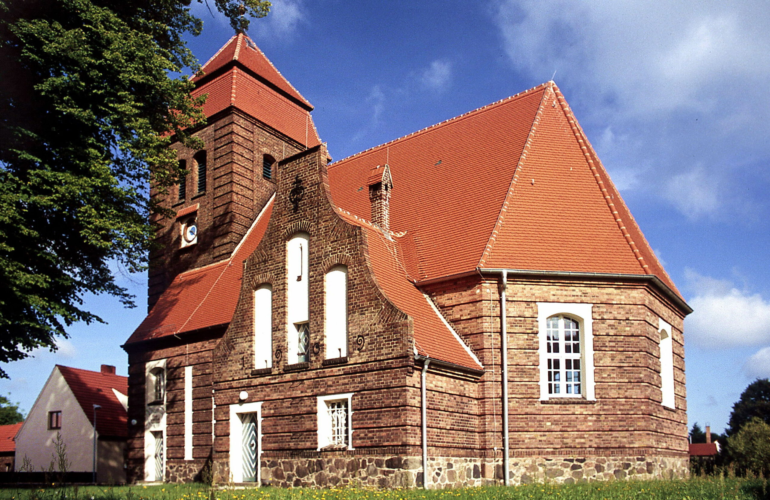1001 Dorfkirche Pinnow
